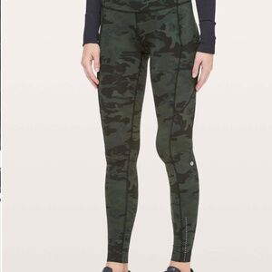 Lululemon green camo fast & free 28” reflective